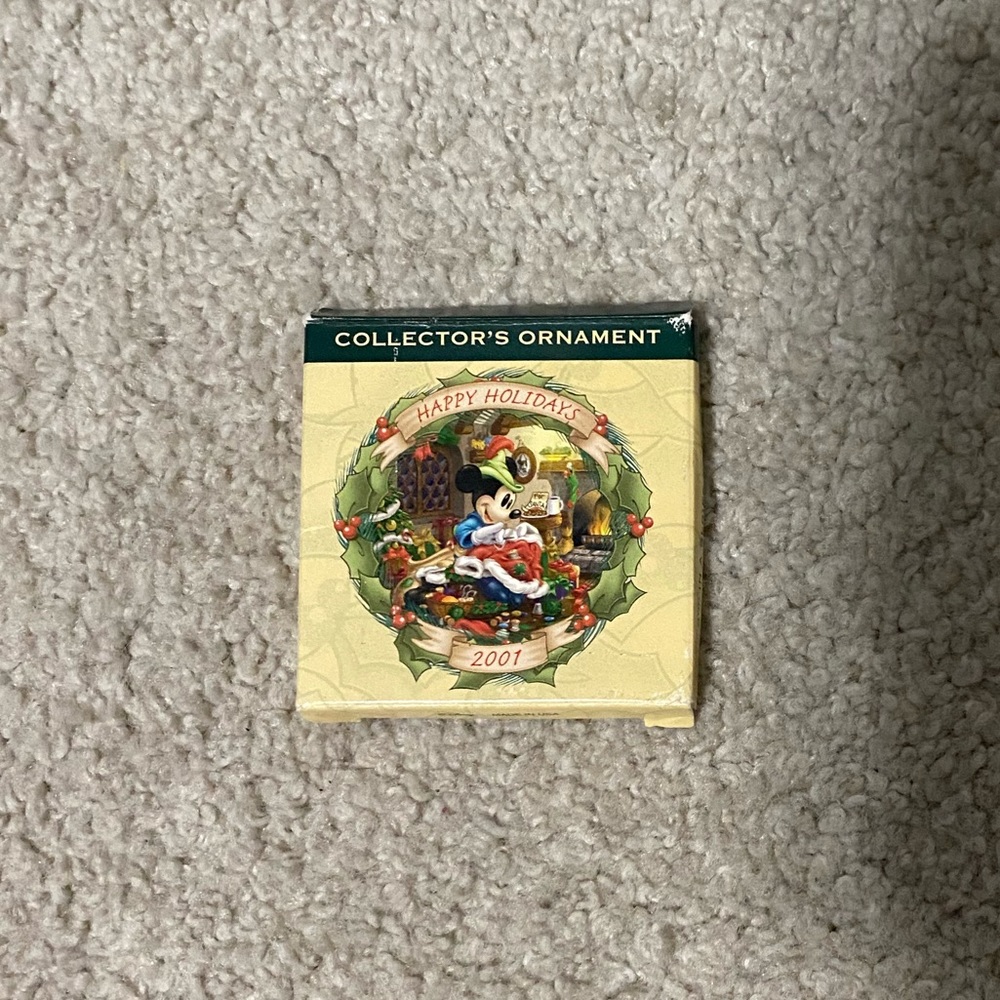 Disney collector’s ornament 2001 The Brave Little Tailor 1938